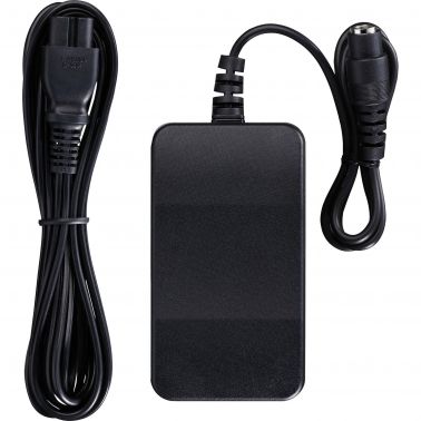 Canon 1425C007 power adapter/inverter Black