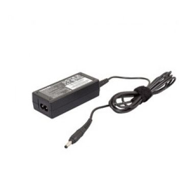 Toshiba P000563880 power adapter/inverter Indoor 45 W Black