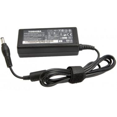 Toshiba P000697520 power adapter/inverter Indoor 45 W Black