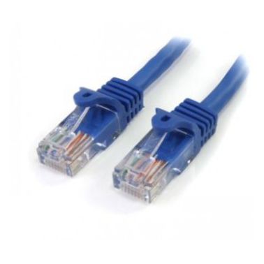 StarTech.com Cat5e patch cable with snagless RJ45 connectors �� 10 ft, blue