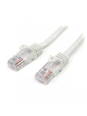 StarTech.com Cat5e patch cable with snagless RJ45 connectors �� 7 ft, white