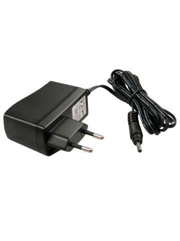 Lindy 70227 power adapter/inverter Indoor Black