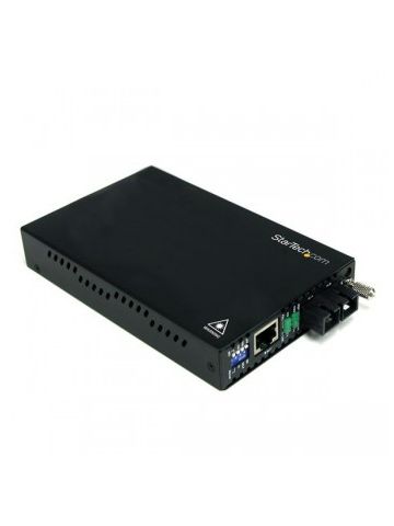 StarTech.com 10/100 Mbps Single Mode Fiber Media Converter SC 30 km