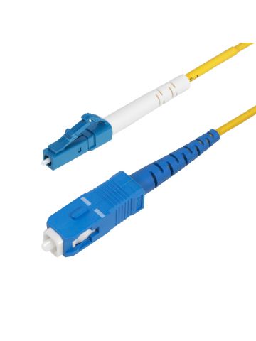 StarTech.com 10m (32.8ft) LC to SC (UPC) OS2 Single Mode Simplex Fiber Optic Cable, 9/125µm, 40G/100G, Bend Insensitive, Low Insertion Loss, LSZH Fiber Patch Cord